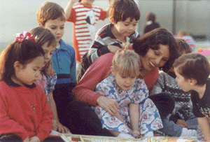 rose_with_preschool_students_in_classroom